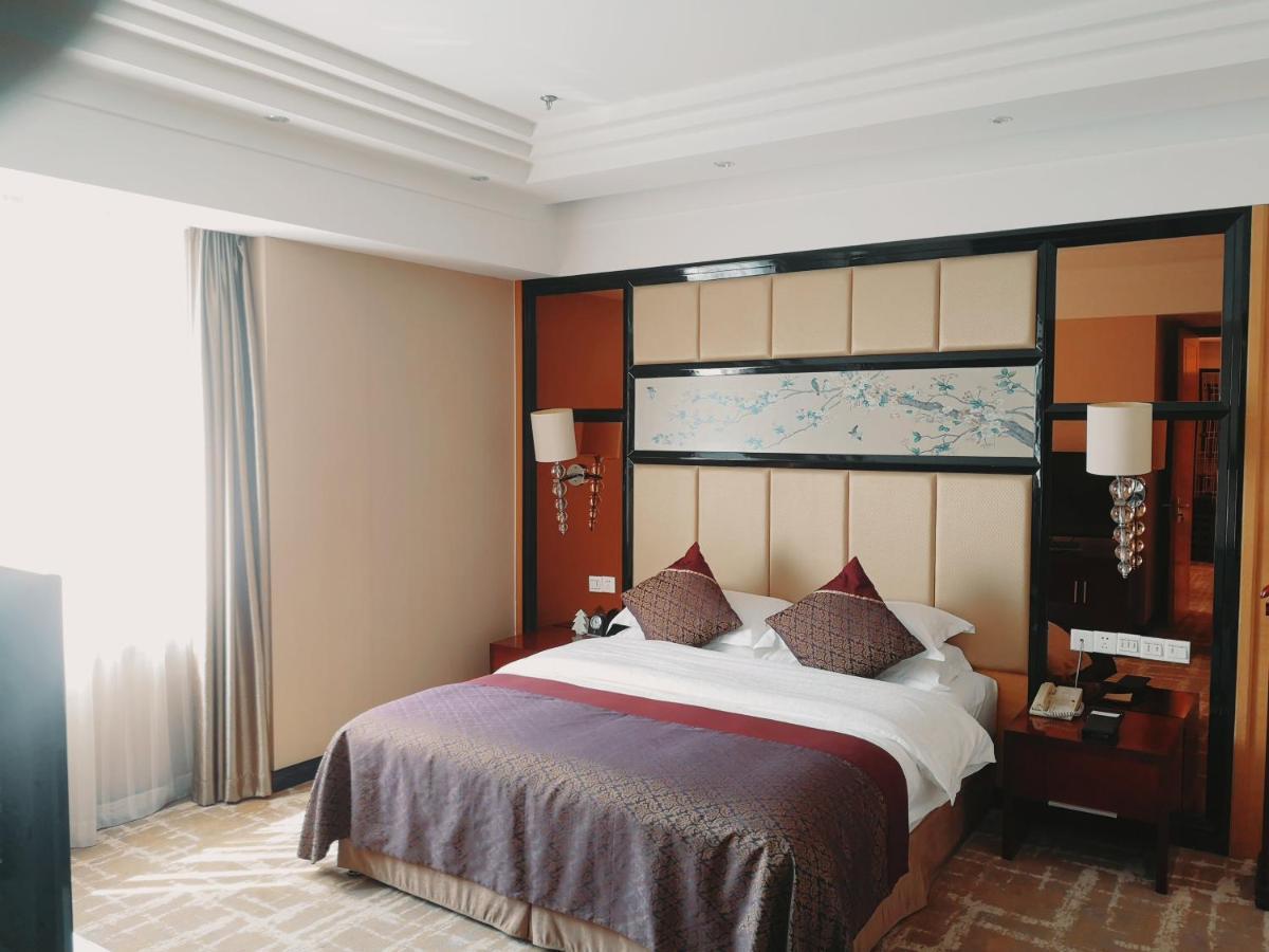 Hotel Jinling Jingyuan Plaza Nanking Exterior foto