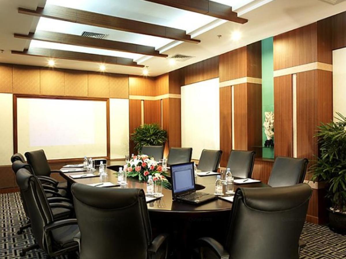 Hotel Jinling Jingyuan Plaza Nanking Exterior foto