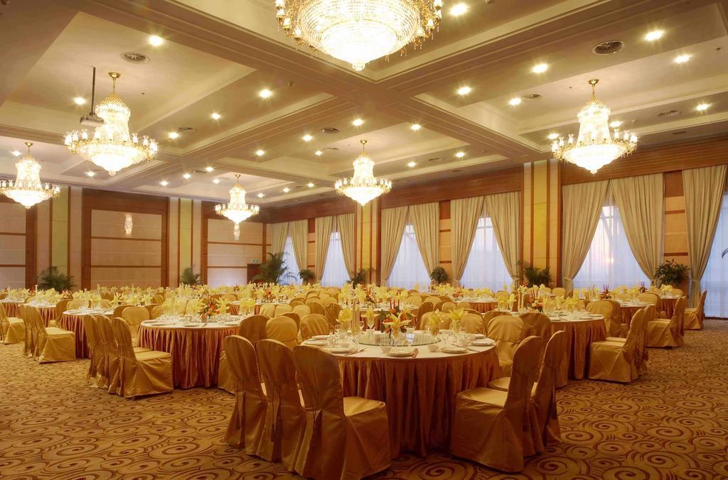 Hotel Jinling Jingyuan Plaza Nanking Exterior foto
